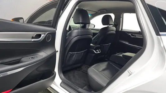 Hyundai IG 3.3 2020 26