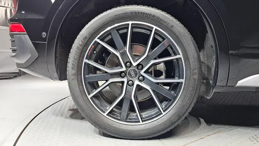 Audi Q5 (FY) 45 TFSI 2021 5