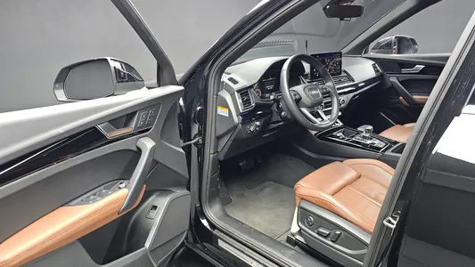 Audi Q5 (FY) 45 TFSI 2021 10