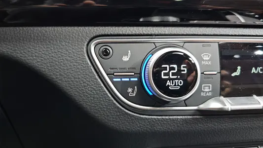 Audi Q5 (FY) 45 TFSI 2021 29