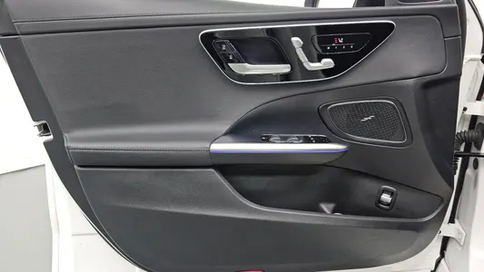 Mercedes-Benz C-Class W206 C300 4MATIC AMG Line 2023 24