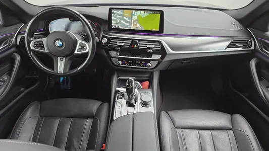 BMW 5 Series (G30) 520i M 2023 7