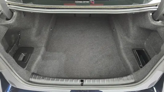 BMW 5 Series (G30) 520i M 2023 16