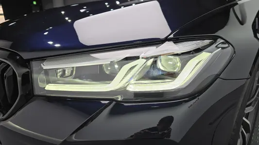 BMW 5 Series (G30) 520i M 2023 22