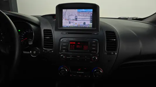 Kia K3 2013 13