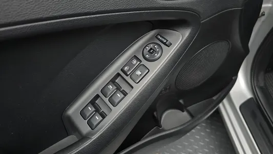 Kia K3 2013 15