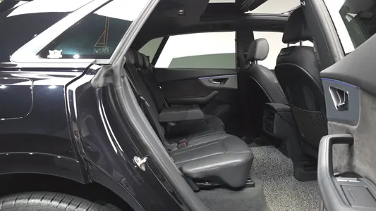 Audi Q8 (4M) 45 TDI 2021 10