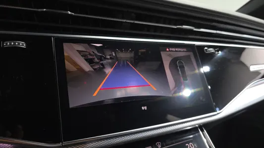 Audi Q8 (4M) 45 TDI 2021 14