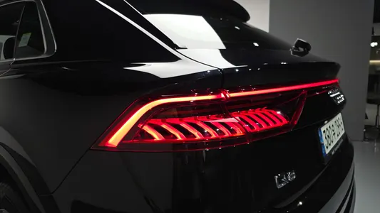 Audi Q8 (4M) 45 TDI 2021 23