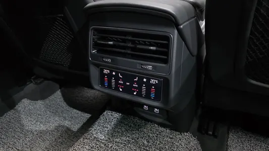 Audi Q8 (4M) 45 TDI 2021 31