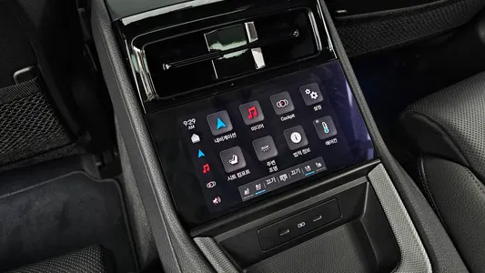 Porsche (976) 2.9 AWD 2024 19