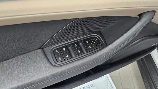 Porsche (976) 2.9 AWD 2024 34