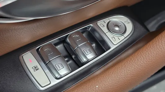 Mercedes-Benz E-Class W213 E350 4MATIC AMG Line 2021 15