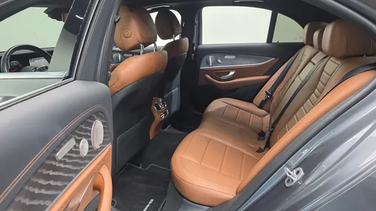 Mercedes-Benz E-Class W213 E350 4MATIC AMG Line 2021 26