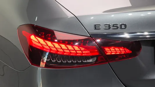Mercedes-Benz E-Class W213 E350 4MATIC AMG Line 2021 23
