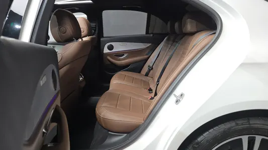 Mercedes-Benz E-Class W213 E250 2021 12