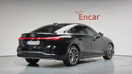 Audi A5 (B10) 40 TFSI S Line 2026