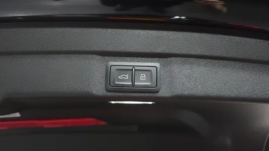 Audi A5 (B10) 40 TFSI S Line 2026 33