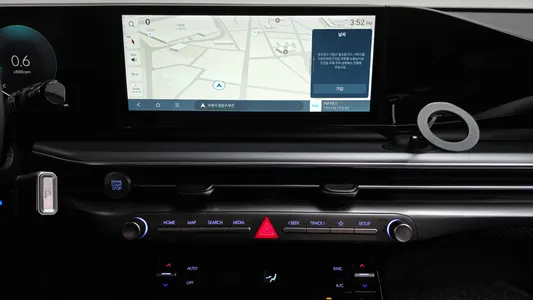 Hyundai (GN7) 3.5 LPG 2WD () 2023 14