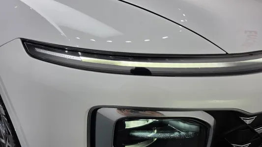 Hyundai (GN7) 3.5 LPG 2WD () 2023 22