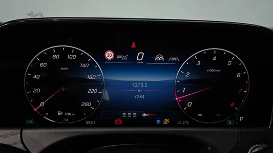 Mercedes-Benz E-Class W214 E200 AMG Line 2025 7