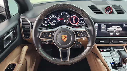 Porsche (PO536) 3.0 2019 13