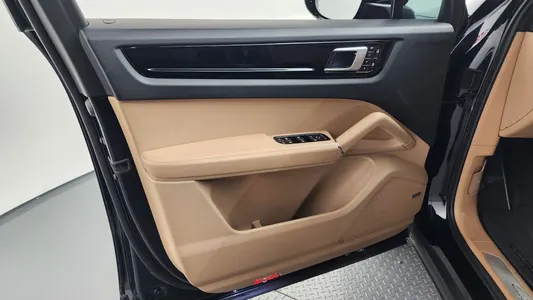 Porsche (PO536) 3.0 2019 24