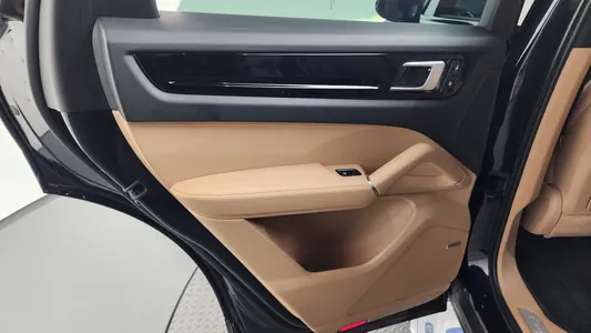Porsche (PO536) 3.0 2019 25