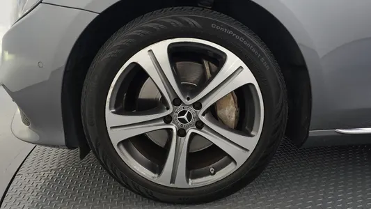 Mercedes-Benz E-Class W213 E300 4MATIC 2017 5