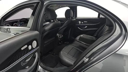 Mercedes-Benz E-Class W213 E300 4MATIC 2017 12