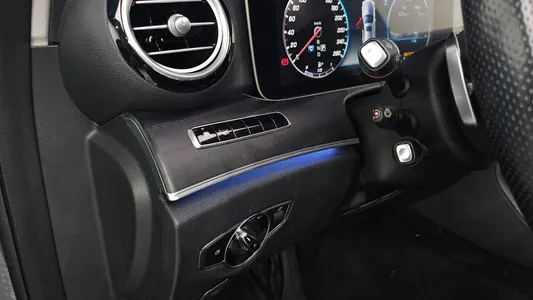 Mercedes-Benz E-Class W213 E300 4MATIC 2017 19