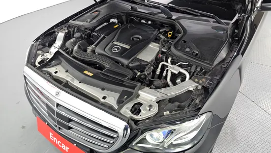 Mercedes-Benz E-Class W213 E300 4MATIC 2020 6
