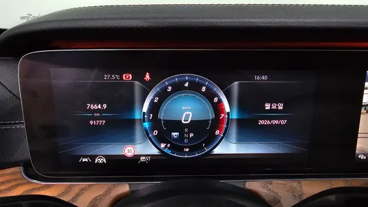 Mercedes-Benz E-Class W213 E300 4MATIC 2020 8