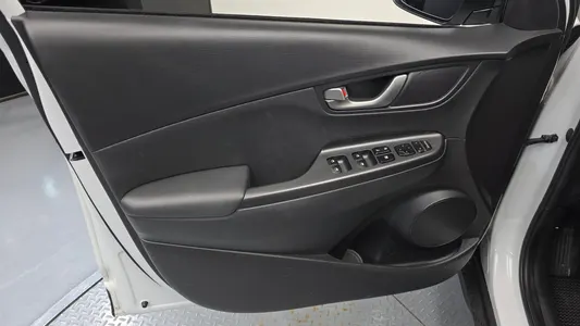 Hyundai Kona 1.6 2WD 2018 24