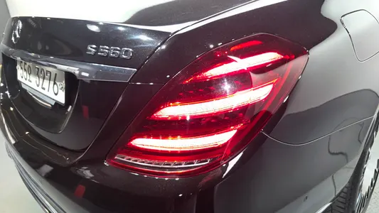 Mercedes-Benz S-Class W222 S560 4MATIC 2018 23
