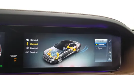 Mercedes-Benz S-Class W222 S560 4MATIC 2018 31