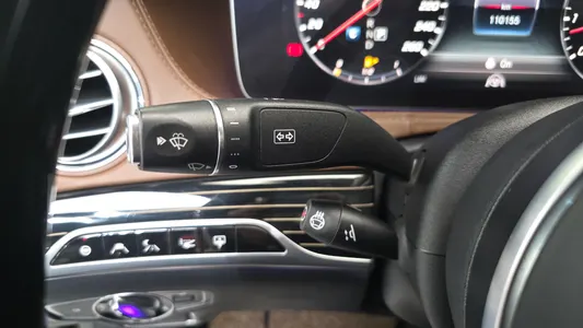 Mercedes-Benz S-Class W222 S560 4MATIC 2018 28