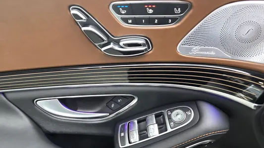 Mercedes-Benz S-Class W222 S560 4MATIC 2018 29