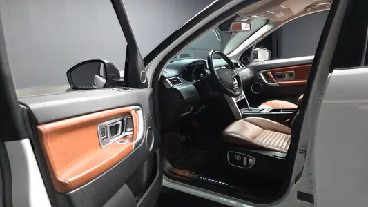 Land Rover 디스커버리 스포츠 2.0 TD4 HSE 2016 10