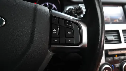 Land Rover 디스커버리 스포츠 2.0 TD4 HSE 2016 38
