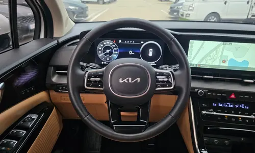 Kia Carnival 7 2022 8