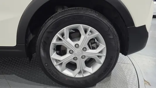 KG Mobility 티볼리 1.6 2WD 2023 21