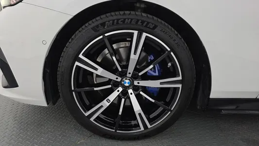 BMW 5 Series (G60) 530i xDrive M 2026 4
