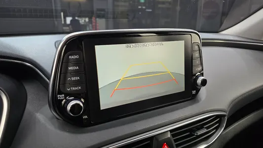 Hyundai TM 2.0 2WD 2019 15