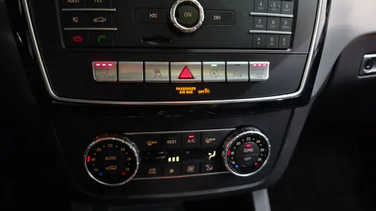 Mercedes-Benz GLE-Class W166 GLE350 d 4MATIC 2017 31
