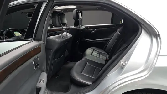 Mercedes-Benz E-Class W212 E200 CGI 2011 12