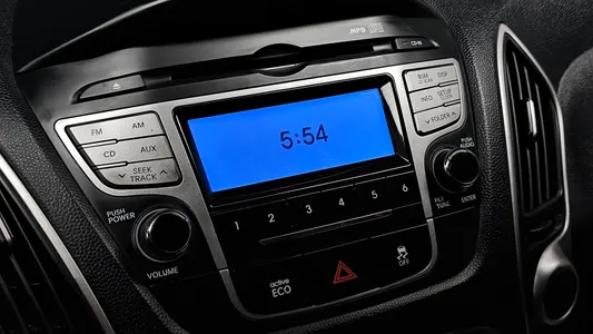 Hyundai ix 2WD X20 2011 16