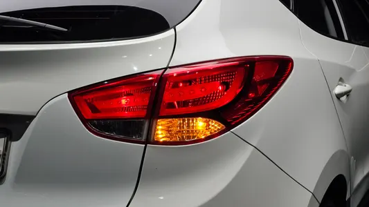 Hyundai ix 2WD X20 2011 23