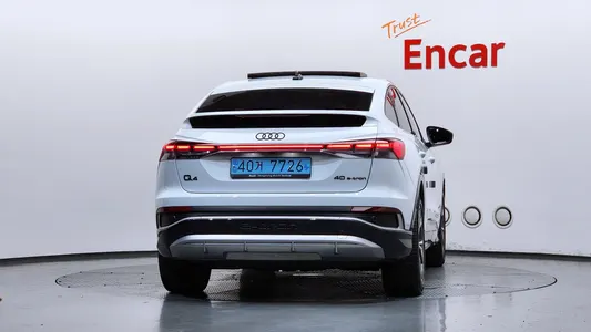 Audi Q4 e- (F4) 40 2023 4