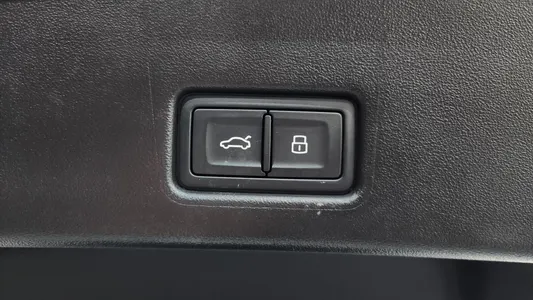 Audi Q4 e- (F4) 40 2023 19